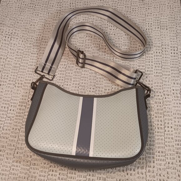 HAUTE SHORE women's 'Blair' Crossbody color block adjustable guitar strap purse - Picture 1 of 15